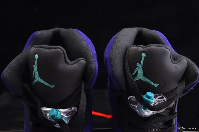 Alternate Jordan 5 Air 136027-500 Grape Retro 0606